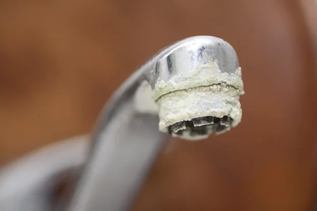 Hard Water vs. Your Fixtures: Protecting Your Middle River Home’s Sinks and Faucets
